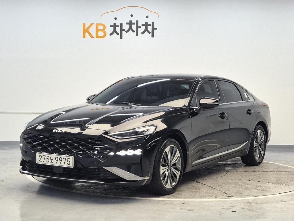 2022 KIA K8 