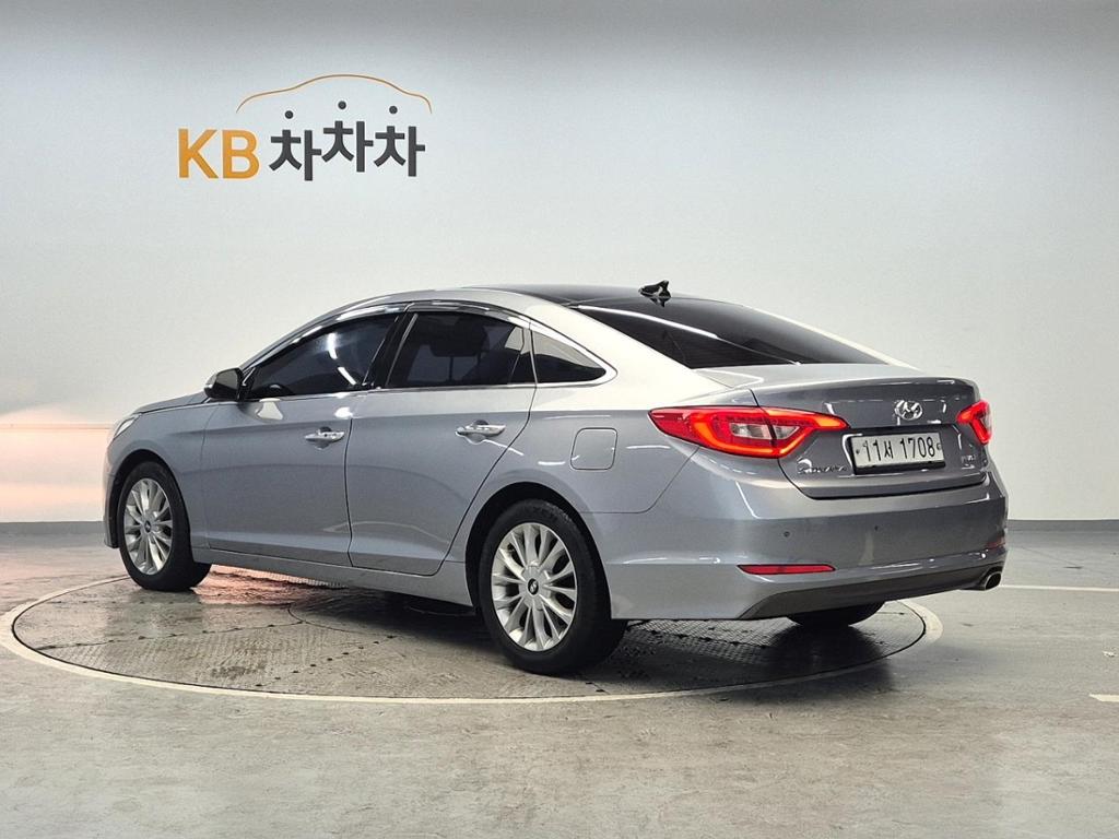 2016 HYUNDAI LF SONATA 