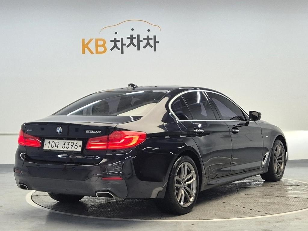 2018 BMW 5 SERIES (7Gen) 