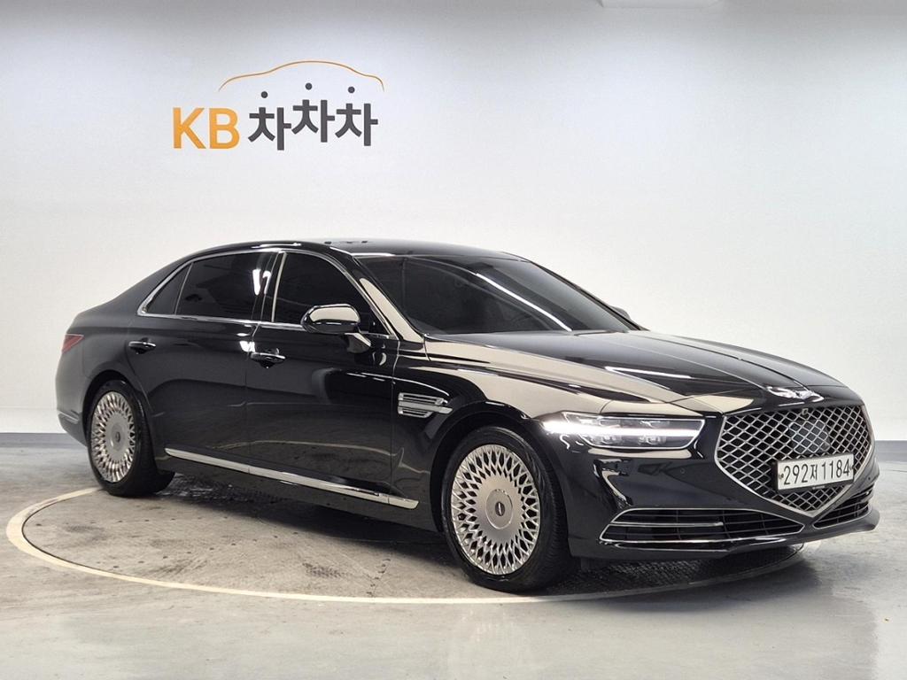 2019 GENESIS G90 
