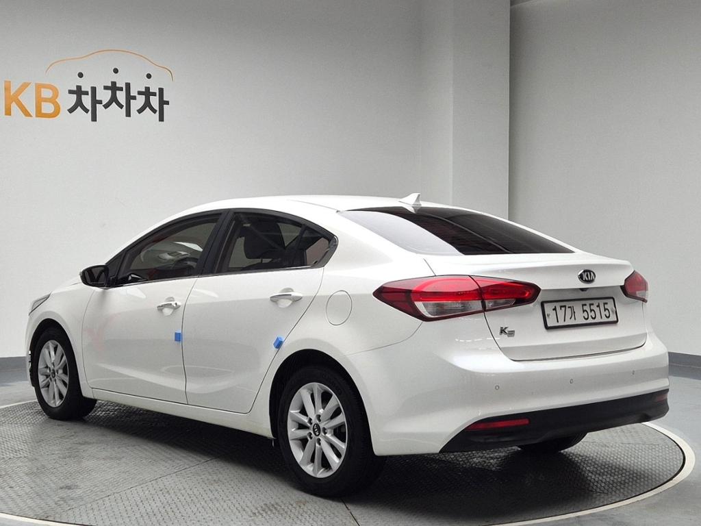 2017 KIA THE NEW K3 
