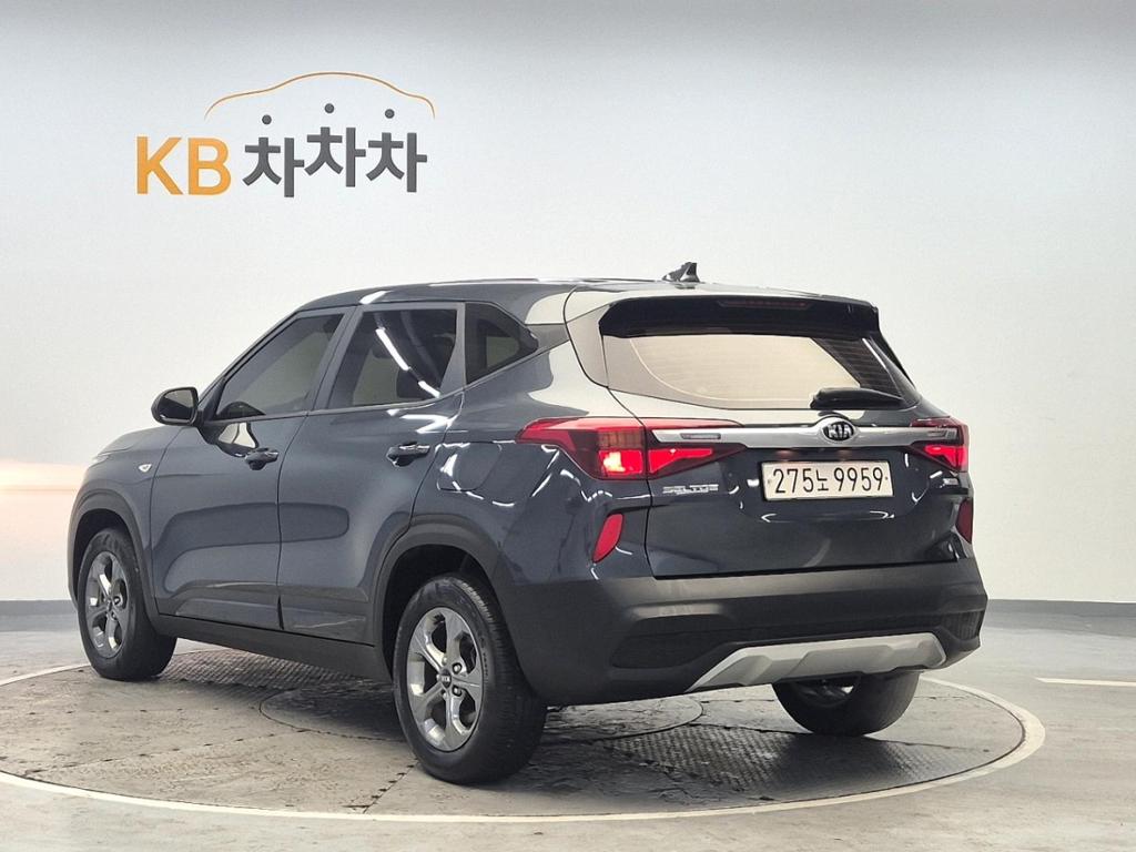 2022 KIA SELTOS 