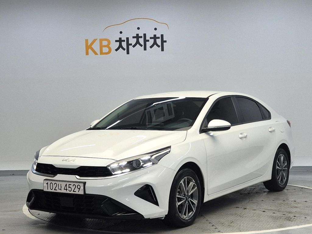 2022 KIA THE NEW K3 