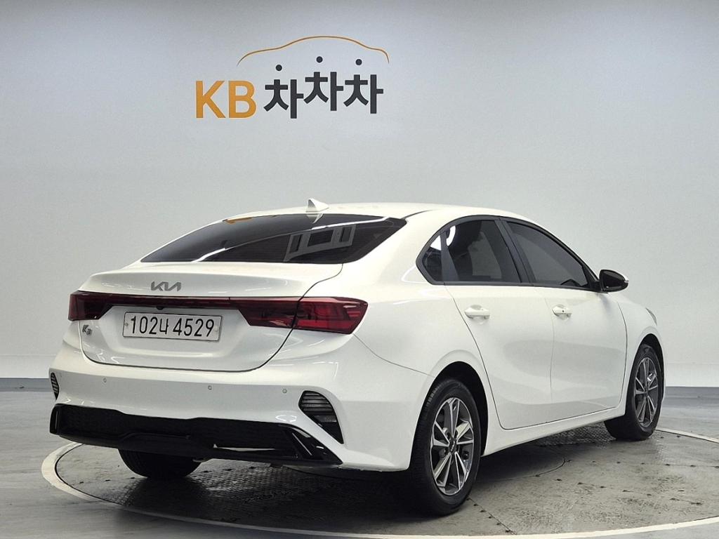 2022 KIA THE NEW K3 