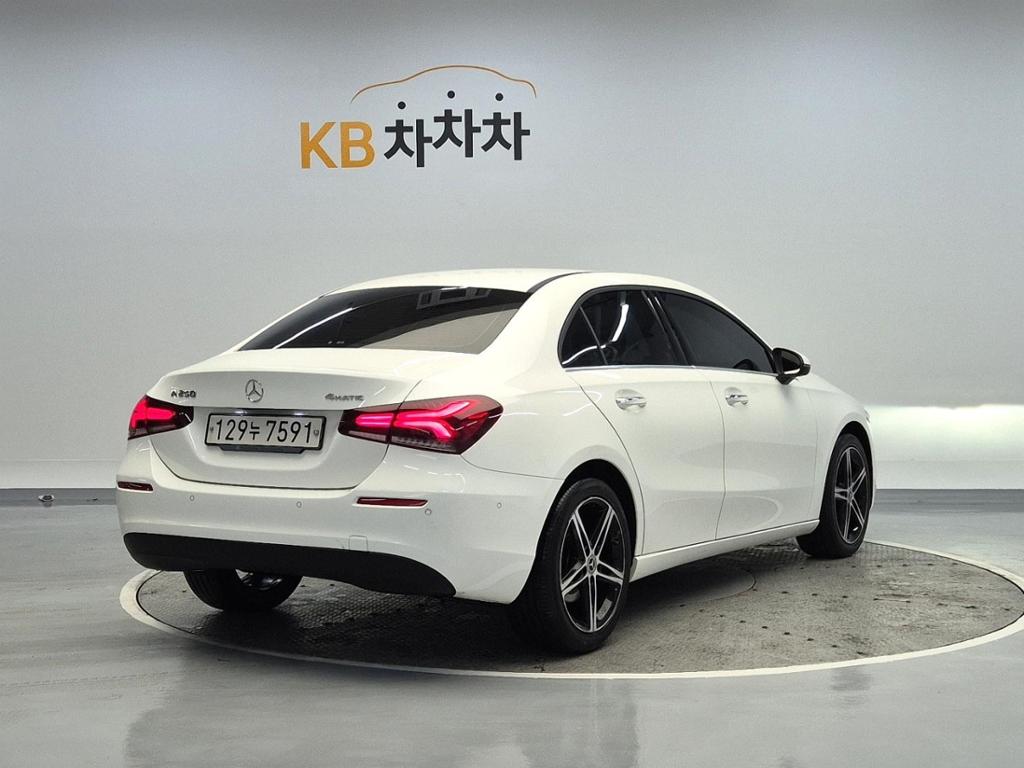 2020 BENZ A CLASS (4Gen) 