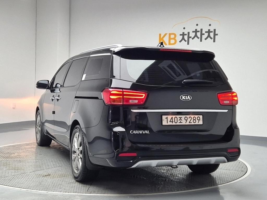 2019 KIA THE NEW CARNIVAL 