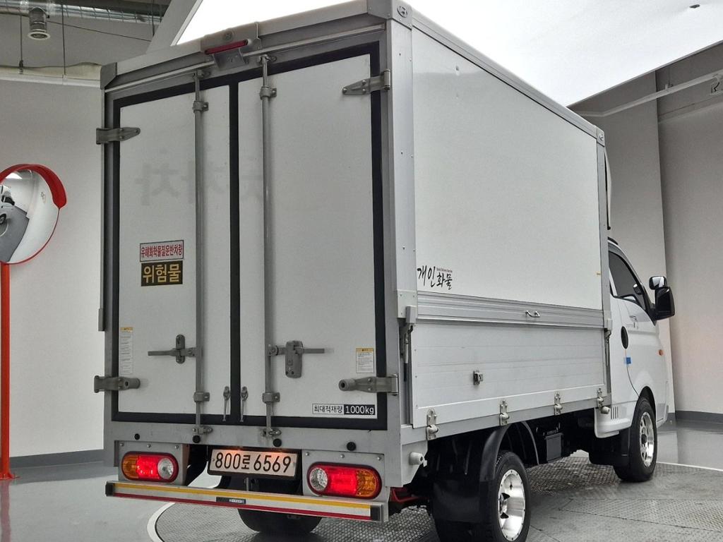 2024 HYUNDAI PORTER II 
