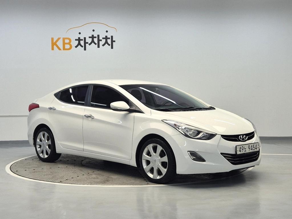 2011 HYUNDAI AVANTE MD 