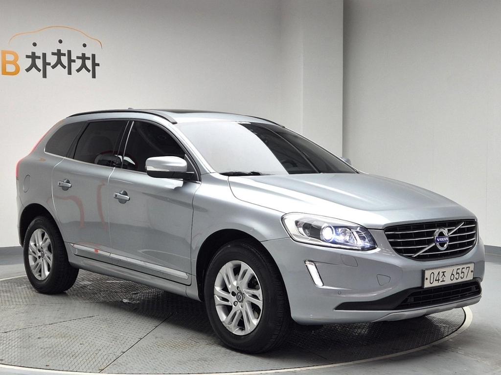 2017 VOLVO XC60 (1Gen) 