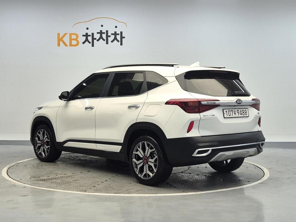 2021 KIA SELTOS 