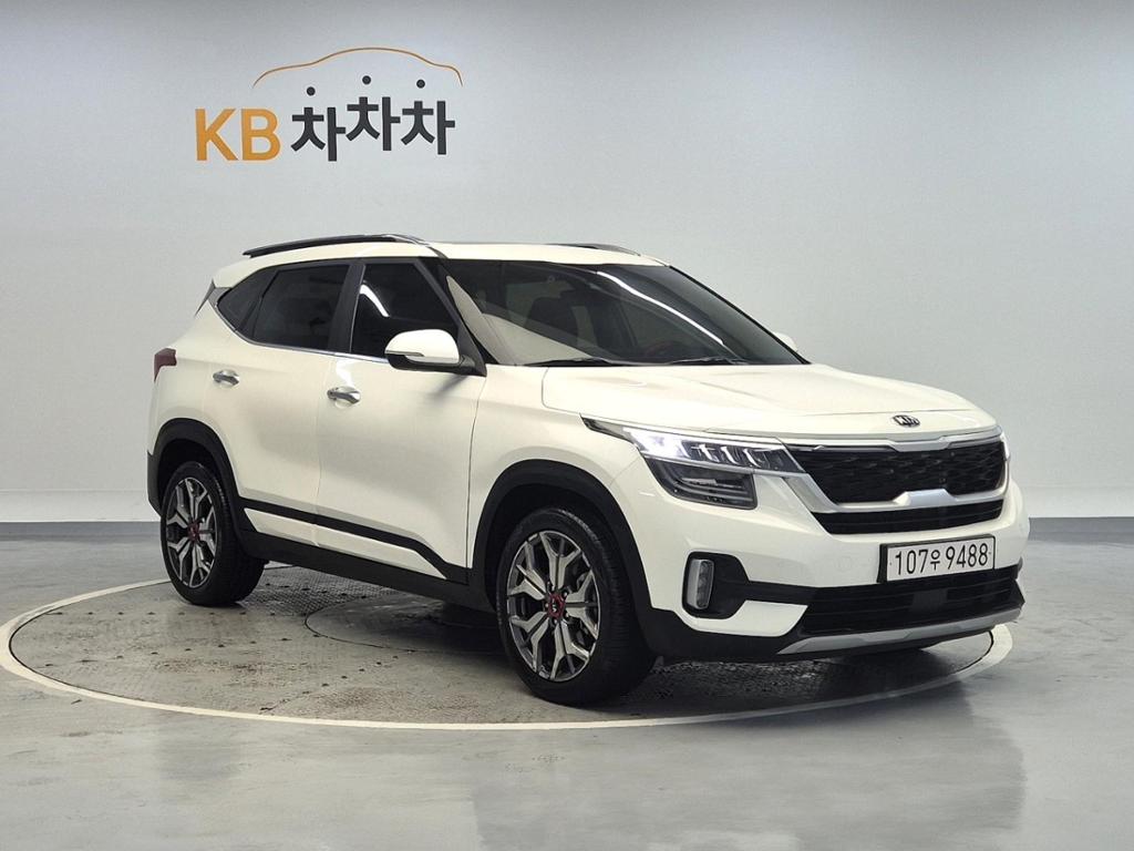2021 KIA SELTOS 