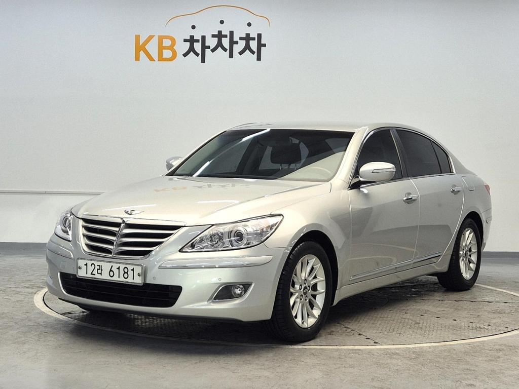 2009 HYUNDAI GENESIS 