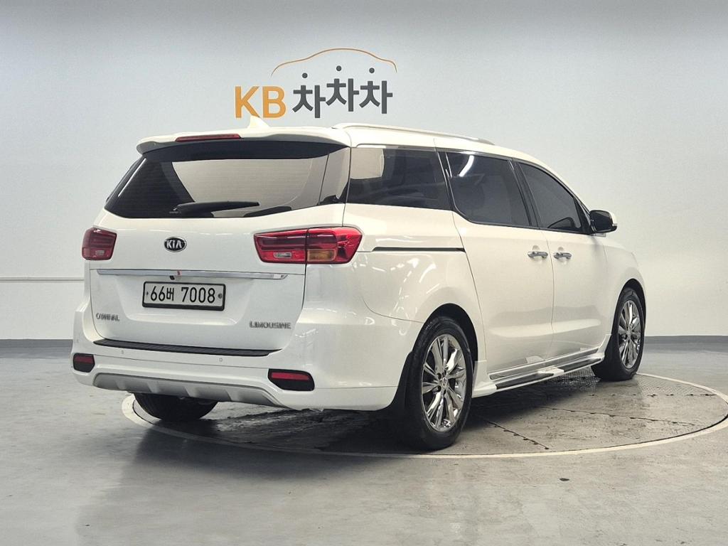 2019 KIA THE NEW CARNIVAL 