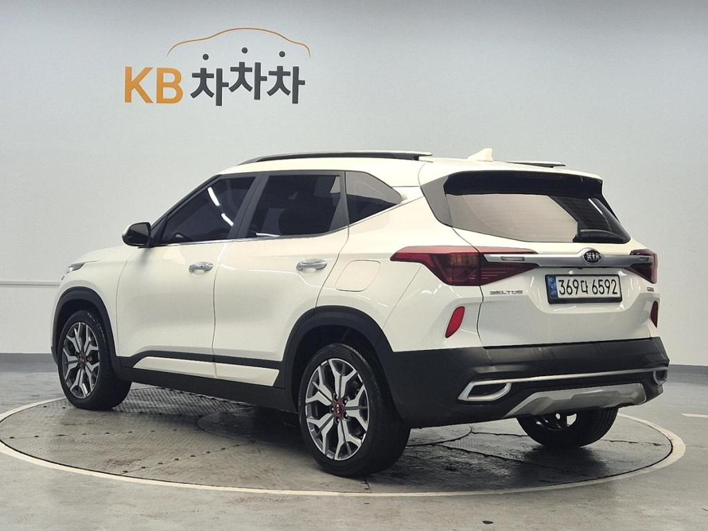 2021 KIA SELTOS 
