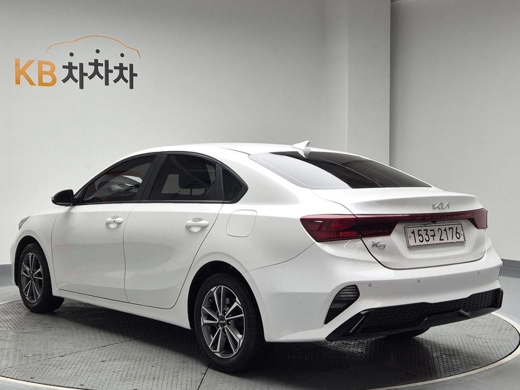 2022 KIA THE NEW K3 