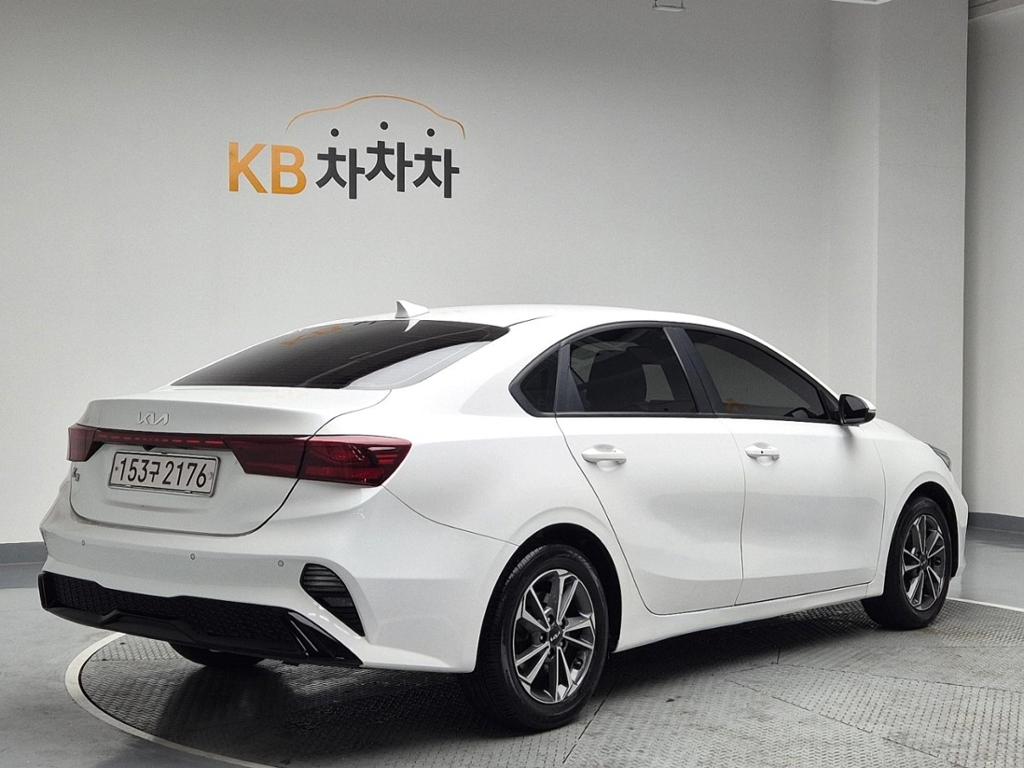 2022 KIA THE NEW K3 
