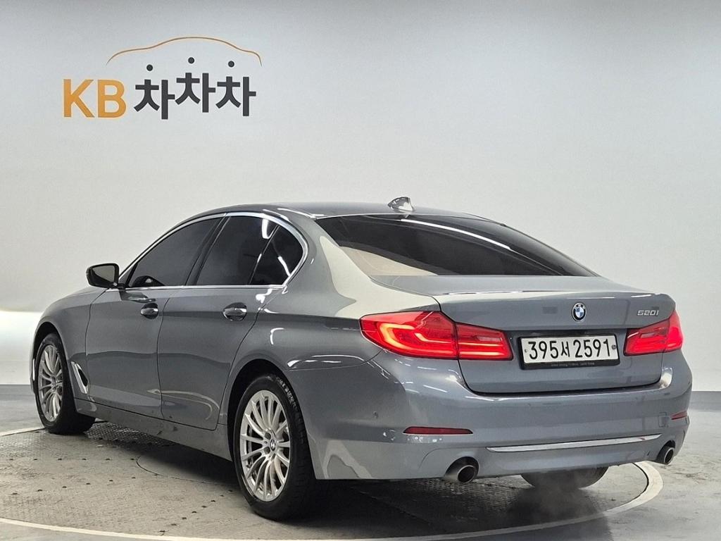 2020 BMW 5 SERIES (7Gen) 