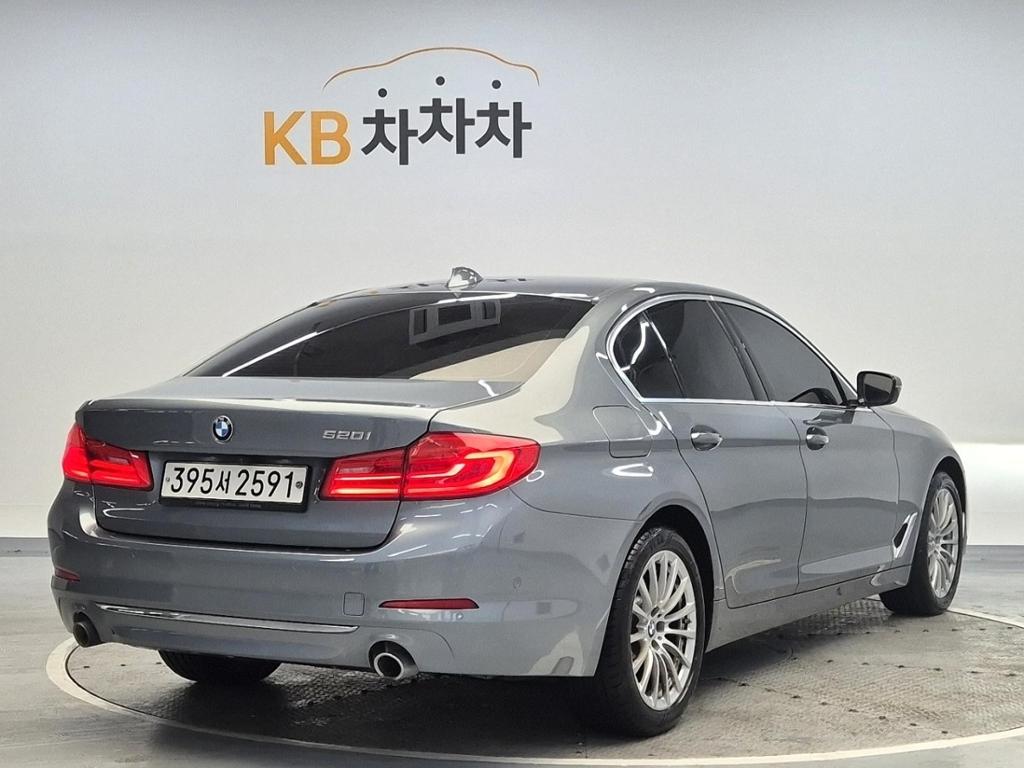 2020 BMW 5 SERIES (7Gen) 