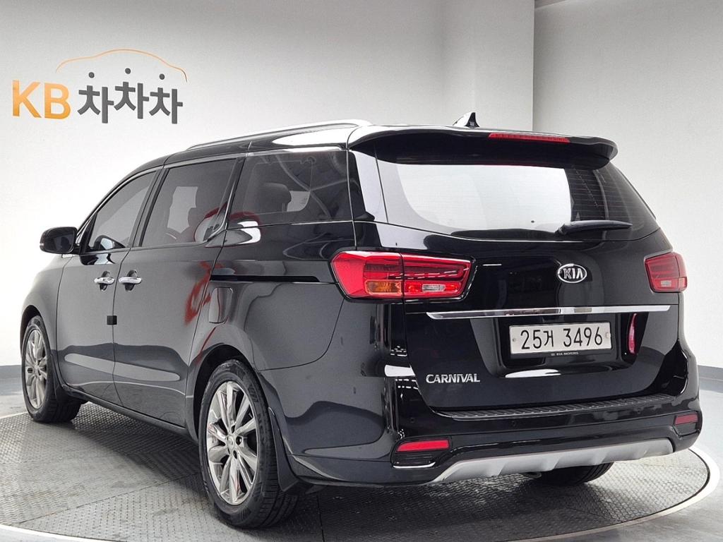 2019 KIA THE NEW CARNIVAL 