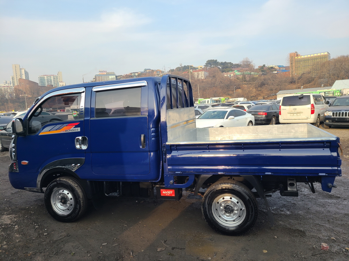 2016 KIA BONGO 3 1 ton CRDi Double Cab 4*4(4WD)