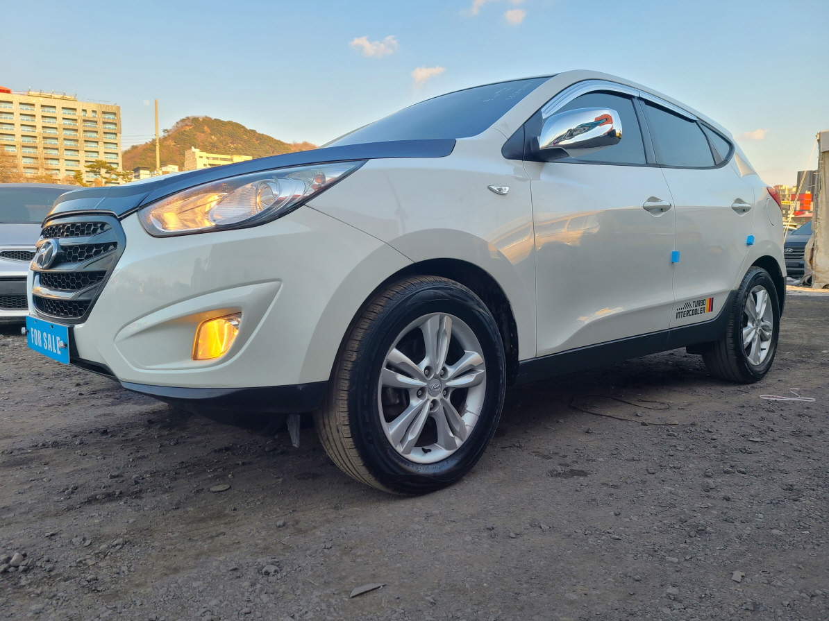 2012 HYUNDAI TUCSON ix 2.0 4WD A/T ANDROID NAVI R/C