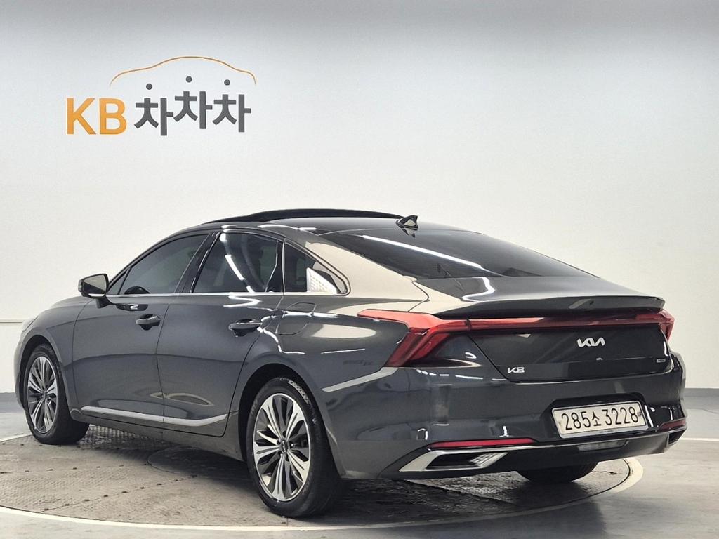 2022 KIA K8 HYBRID 