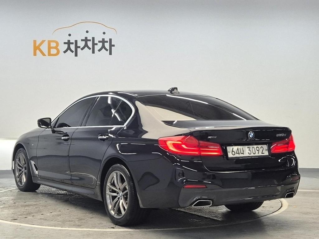 2018 BMW 5 SERIES (7Gen) 
