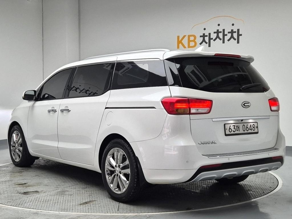 2017 KIA ALL NEW CARNIVAL 