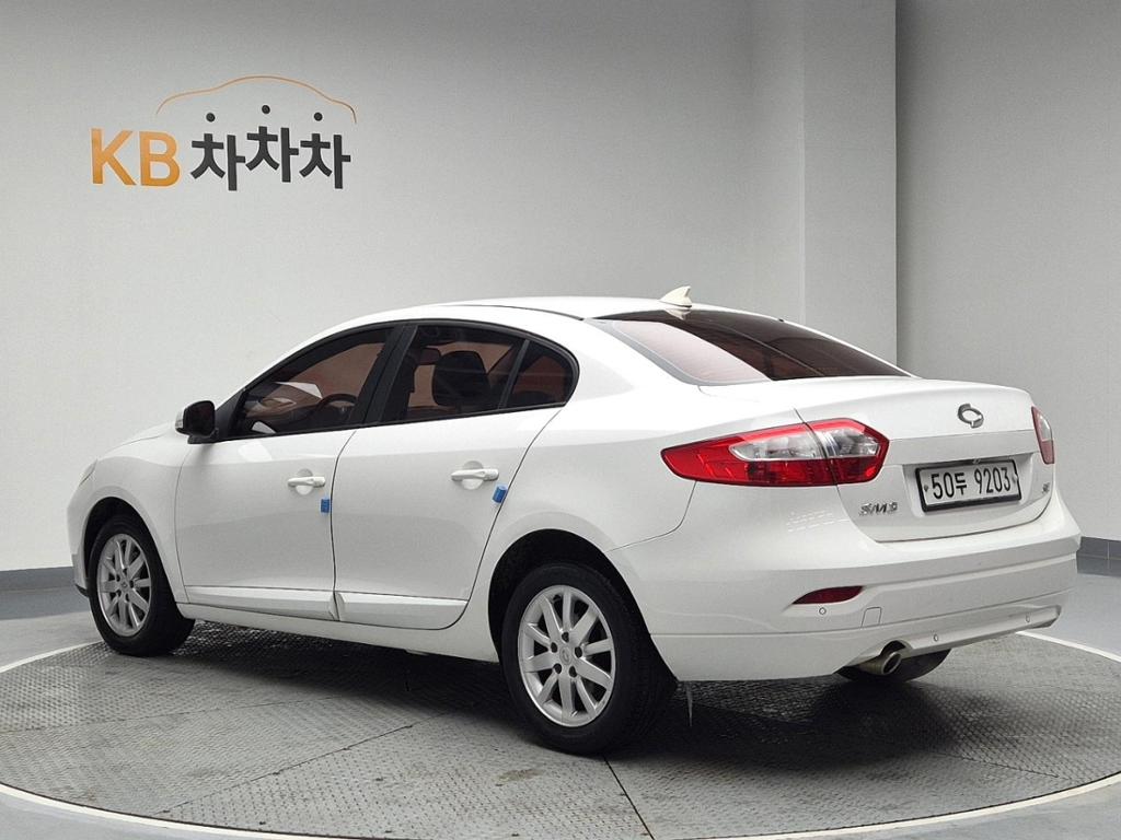 2011 RENAULT KOREA NEW SM3 