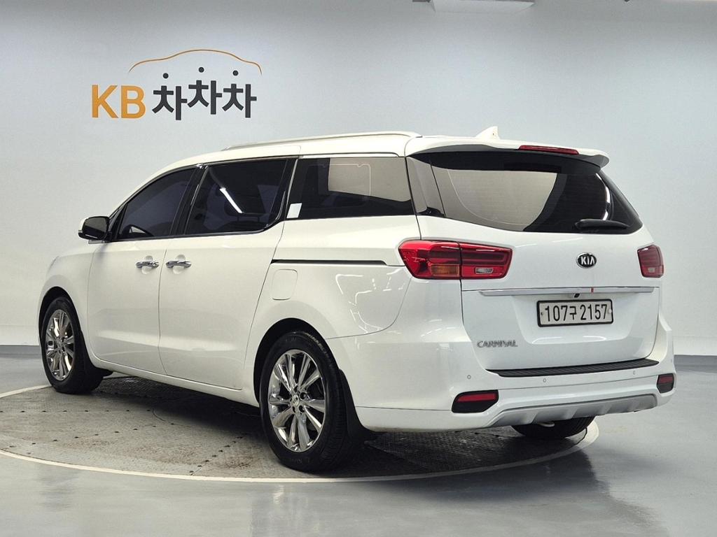 2019 KIA THE NEW CARNIVAL 