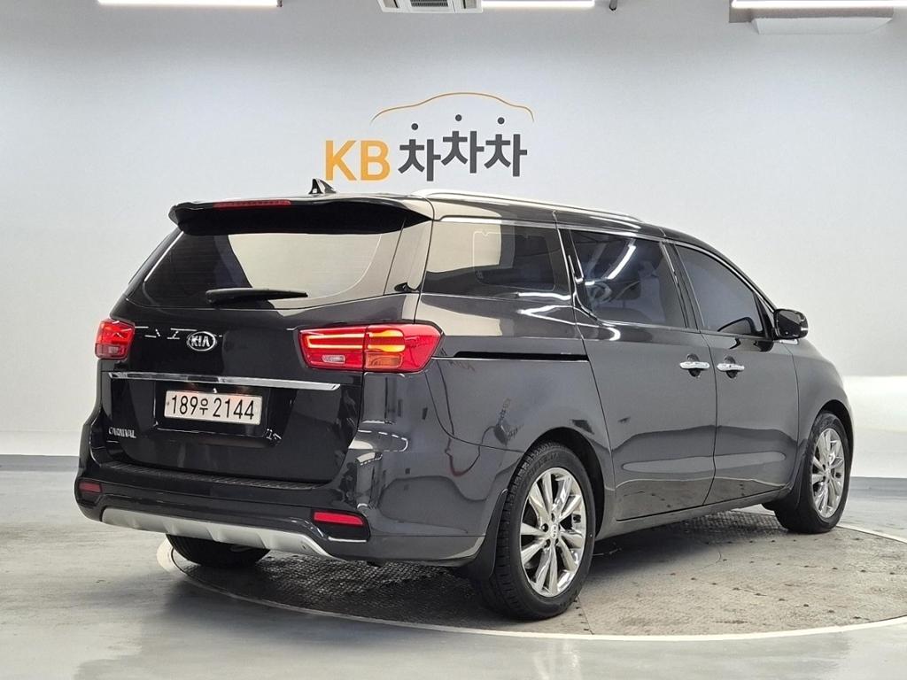 2019 KIA THE NEW CARNIVAL 