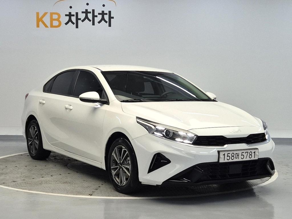 2022 KIA THE NEW K3 