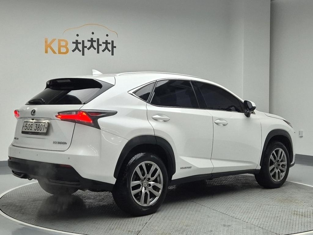 2017 LEXUS NX 