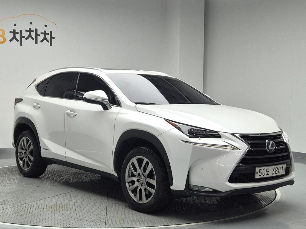 2017 LEXUS NX 