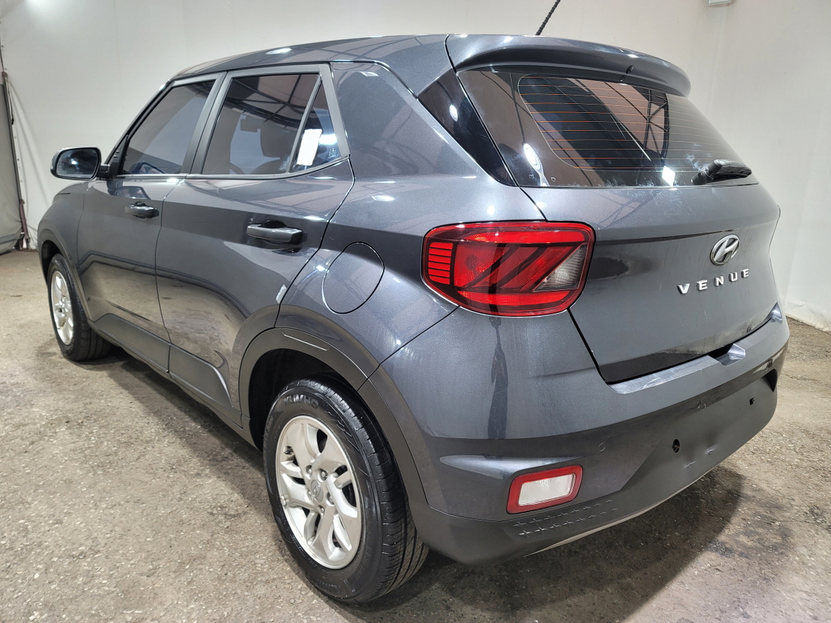 2021 HYUNDAI VENUE 