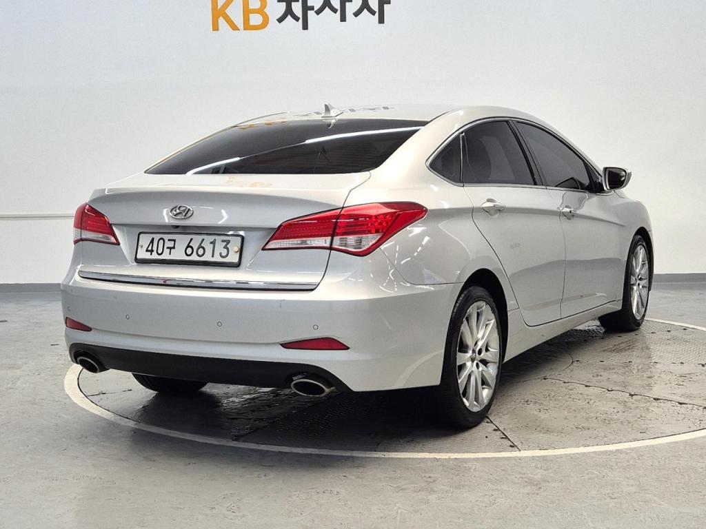 2012 HYUNDAI i40 