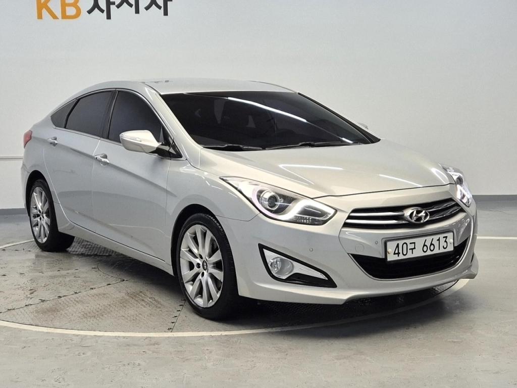 2012 HYUNDAI i40 