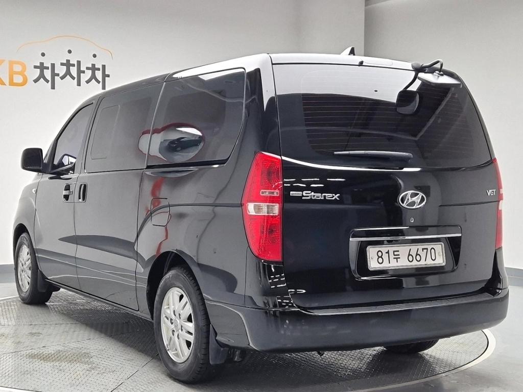 2019 HYUNDAI THE NEW GRAND STAREX 