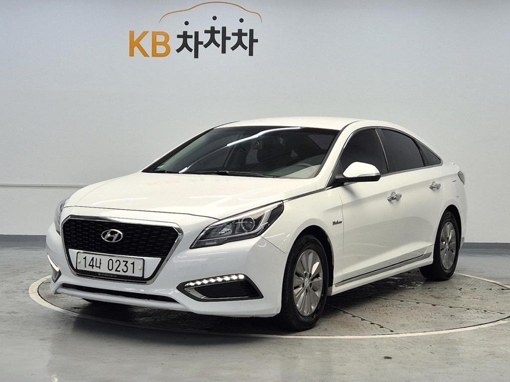 2017 HYUNDAI LF SONATA HYBRID 