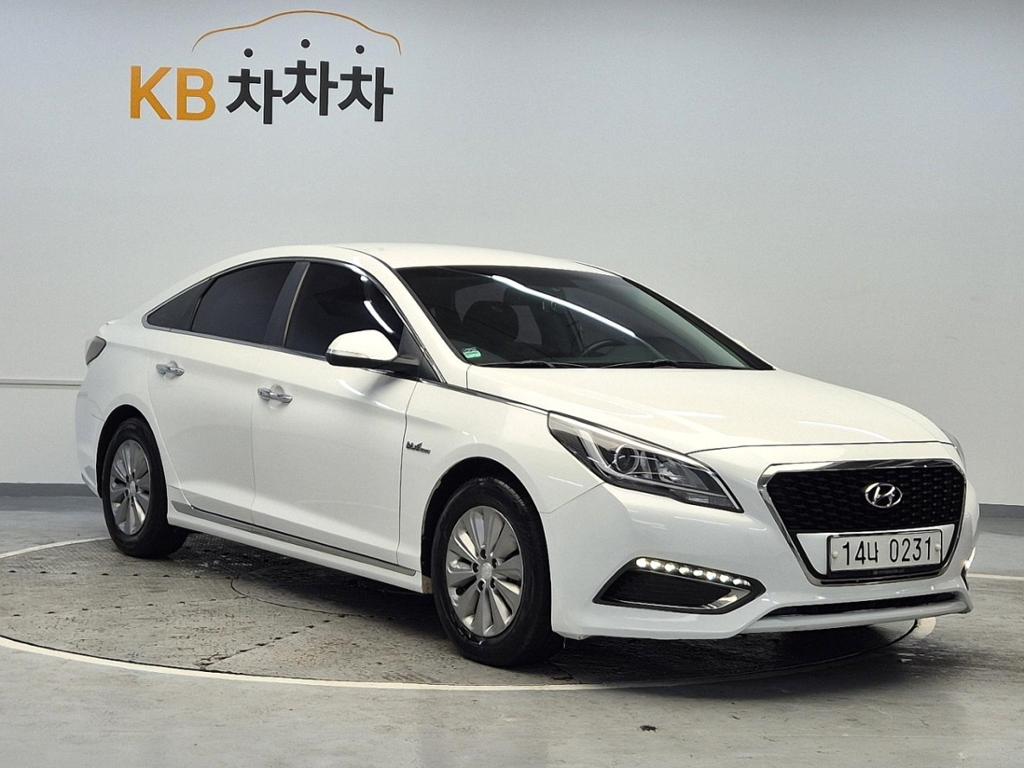 2017 HYUNDAI LF SONATA HYBRID 