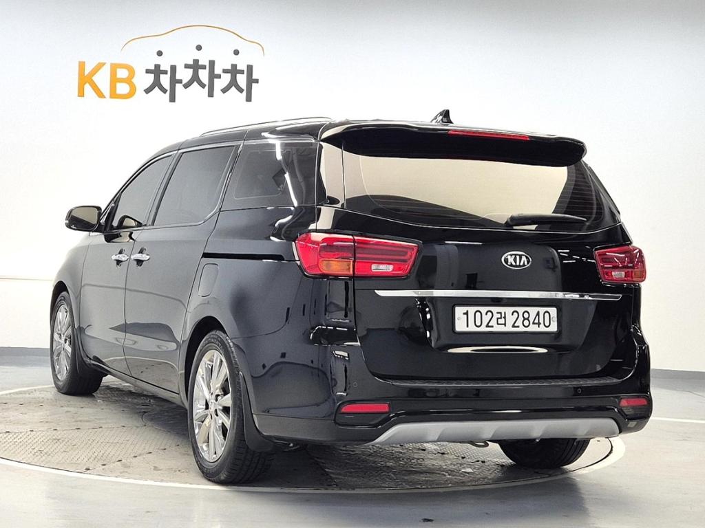 2020 KIA THE NEW CARNIVAL 