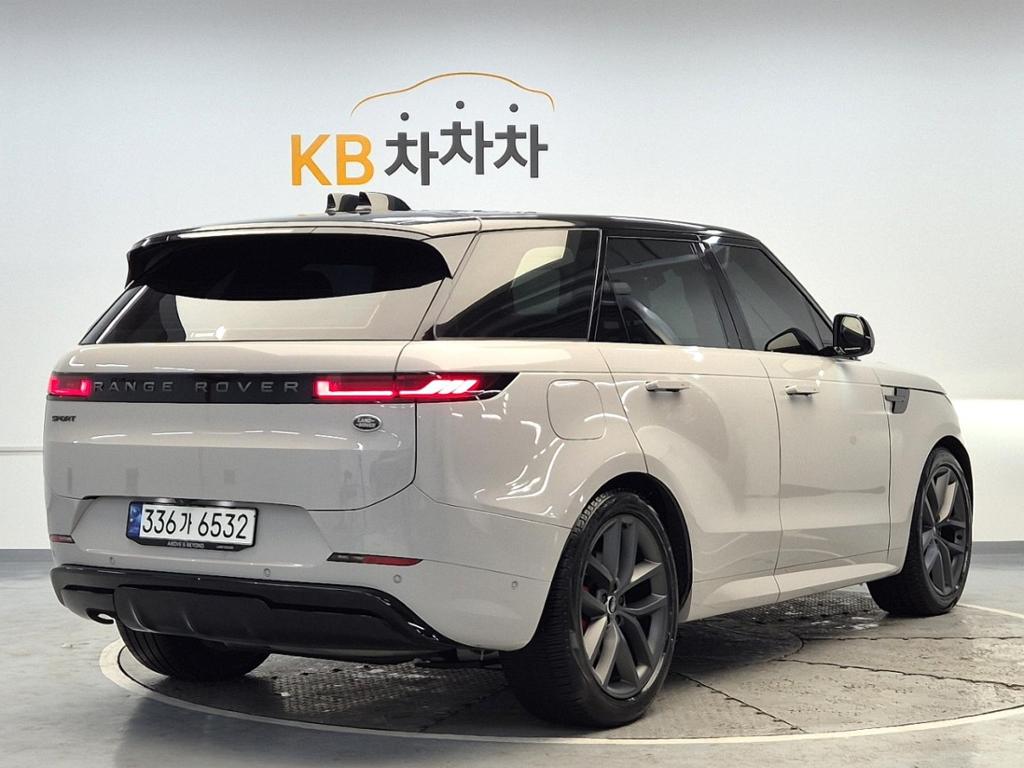 2023 LAND ROVER RANGE ROVER SPORT (3Gen) 