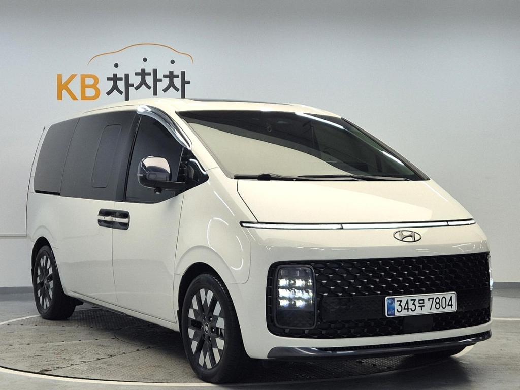 2023 HYUNDAI STARIA 