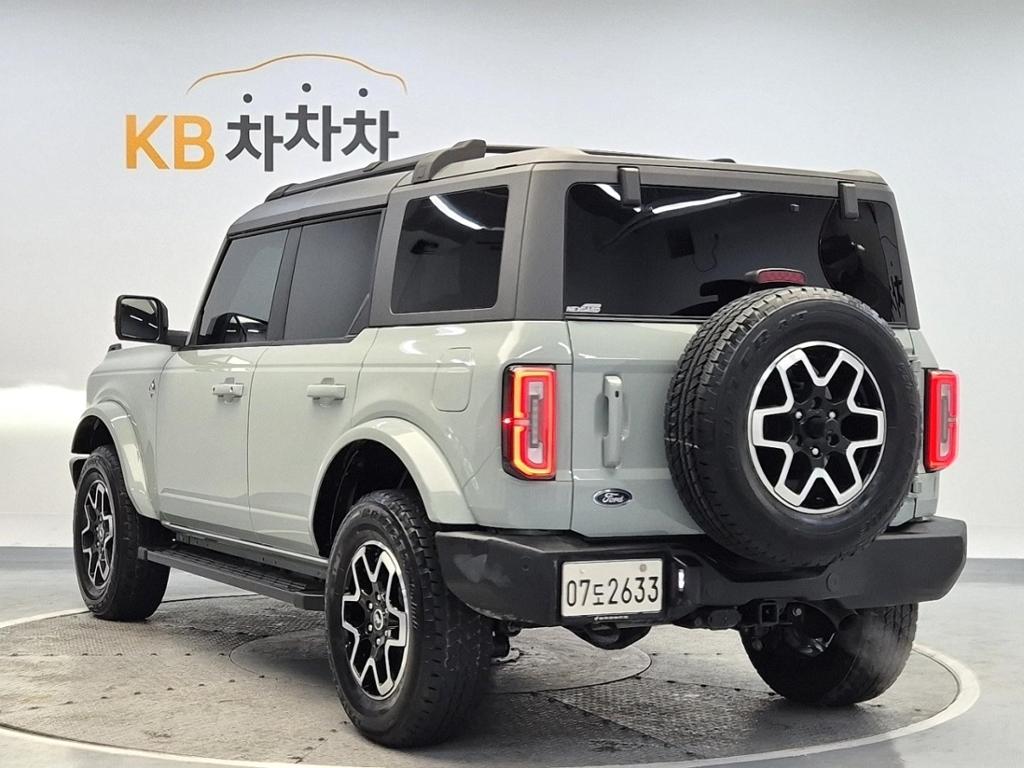 2023 FORD BRONCO 