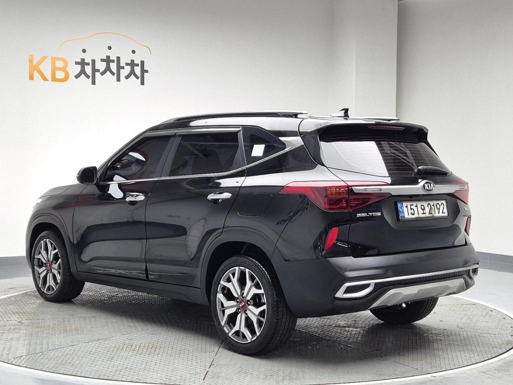 2021 KIA SELTOS 