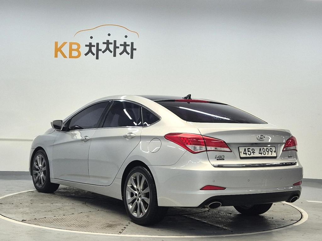 2012 HYUNDAI i40 