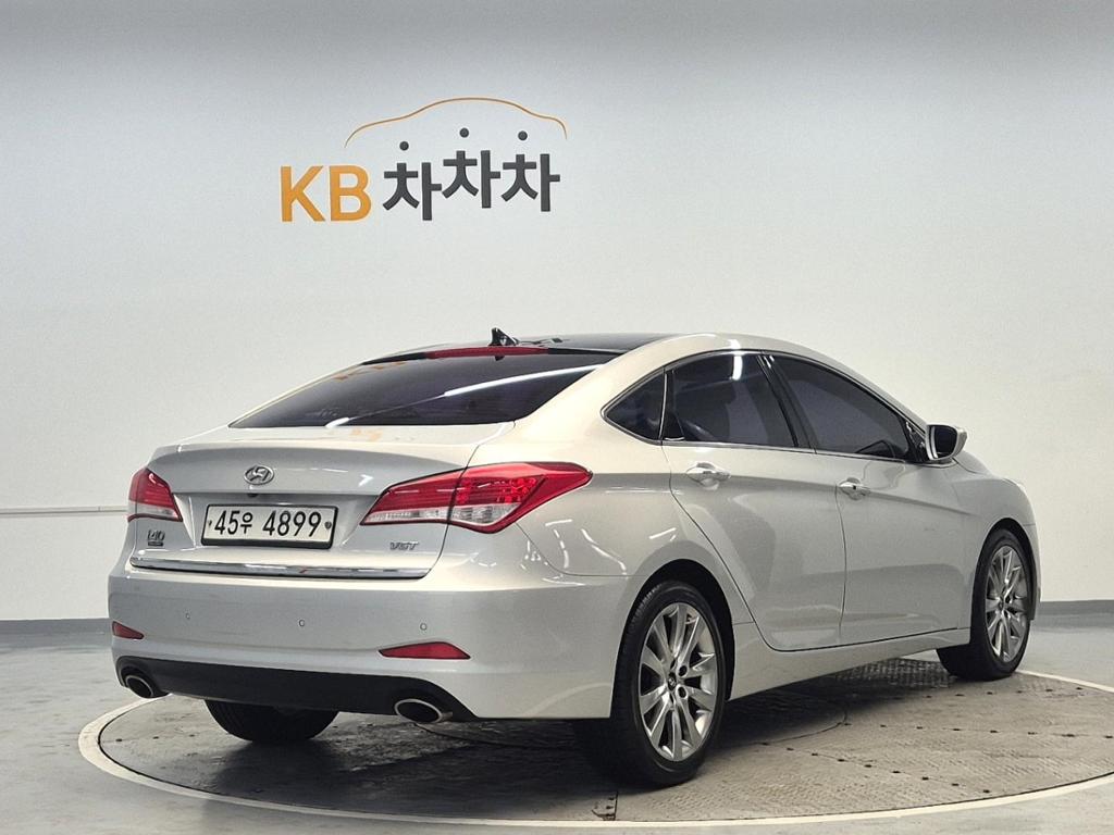 2012 HYUNDAI i40 