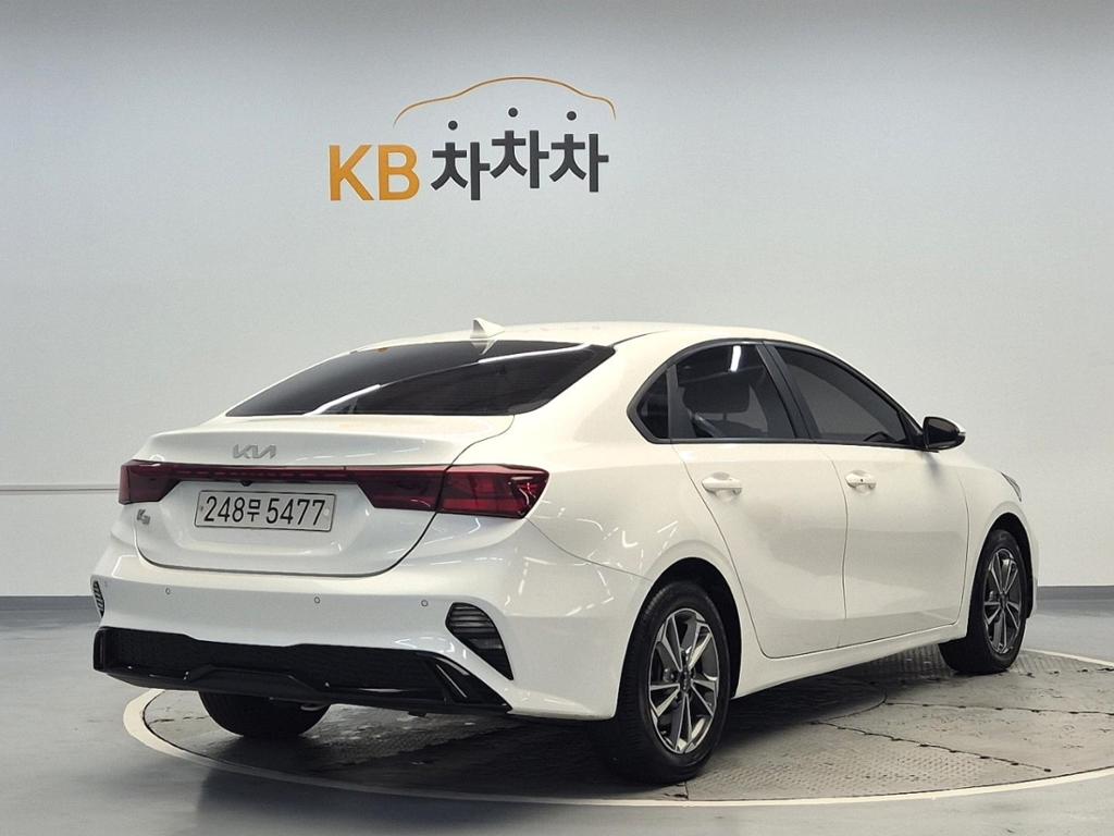 2022 KIA THE NEW K3 