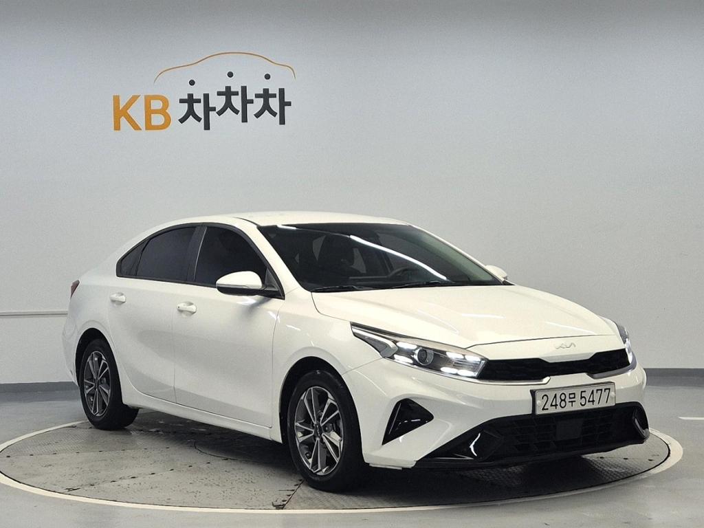 2022 KIA THE NEW K3 