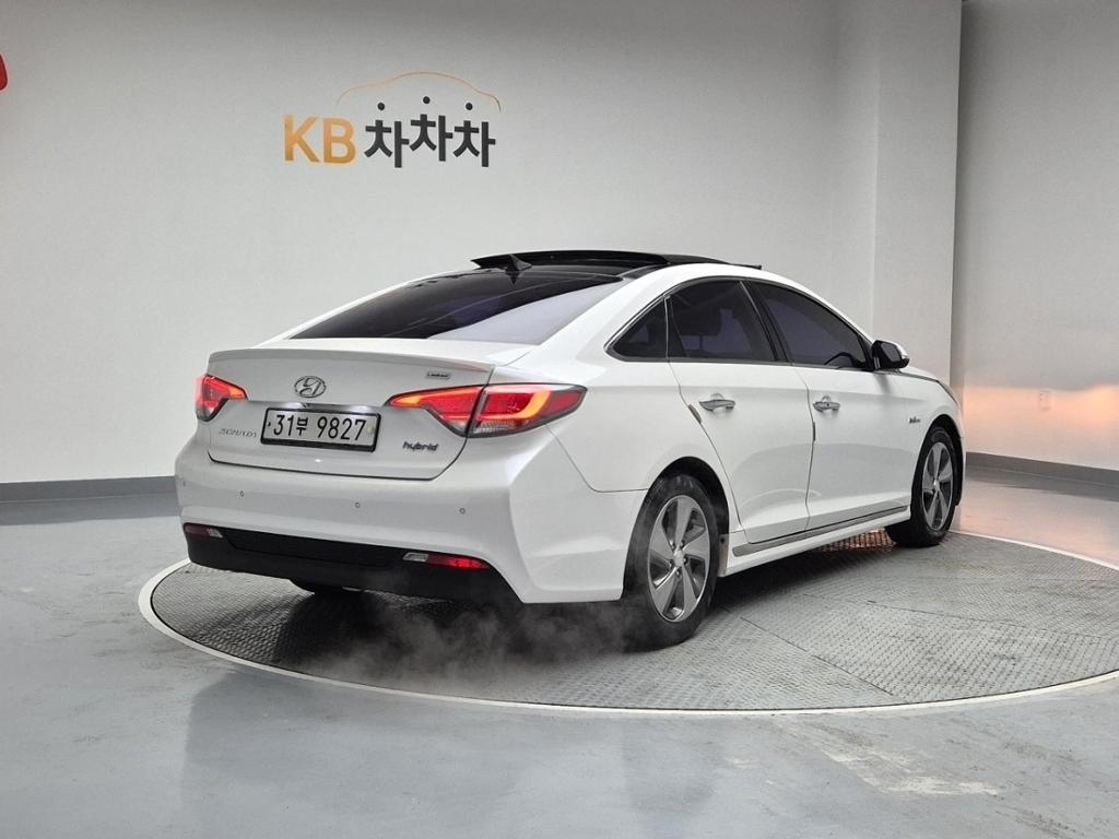 2015 HYUNDAI LF SONATA HYBRID 